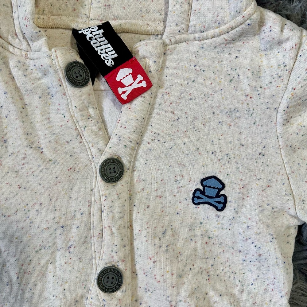 Johnny Cupcakes Cream Speckled Button-Front Hoodie with Blue Logo - Picture 2 of 11